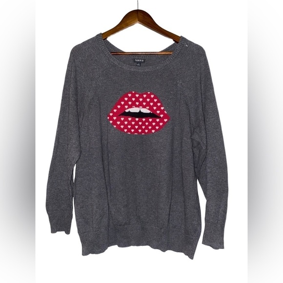 Torrid Graphic Red‎ Lips Heart Knit Long Sleeve Casual Gray Sweatshirt Women 1X - Picture 1 of 6